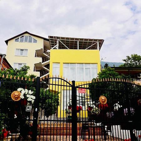 غاغرا Anna-Saria Guest House المظهر الخارجي الصورة
