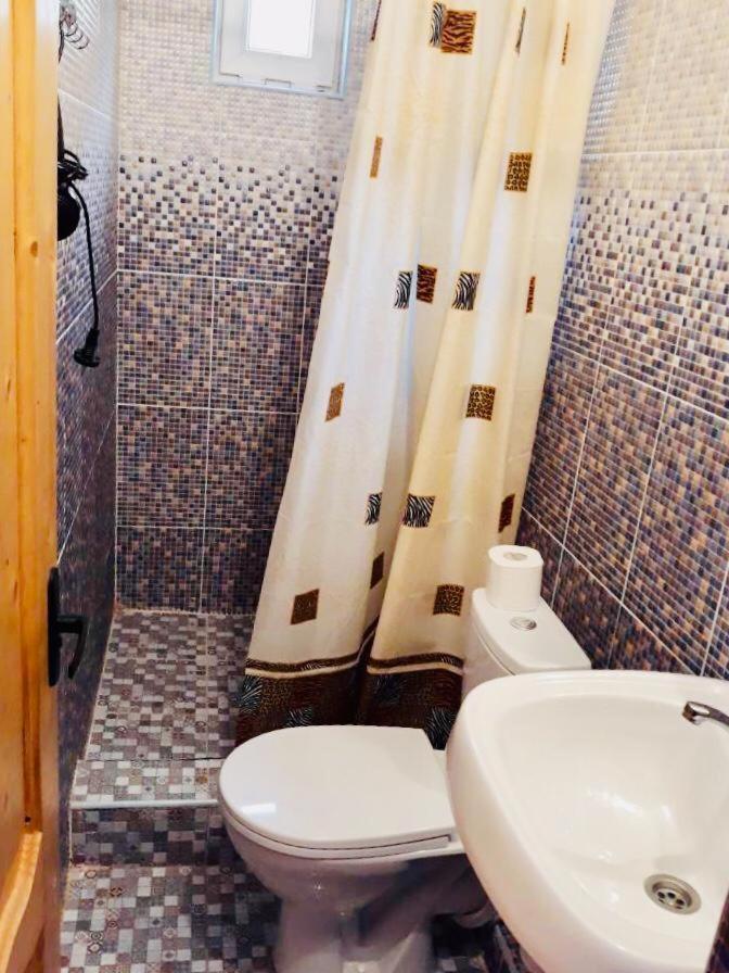 غاغرا Anna-Saria Guest House المظهر الخارجي الصورة